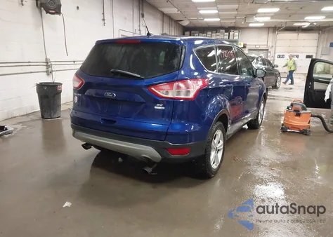 2015 Ford Escape Se z USA, uszkodzony, nr VIN 1FMCU9GXXFUA13621